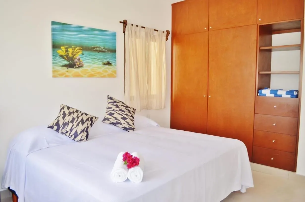 Delmar Condos Puerto Morelos 0*,